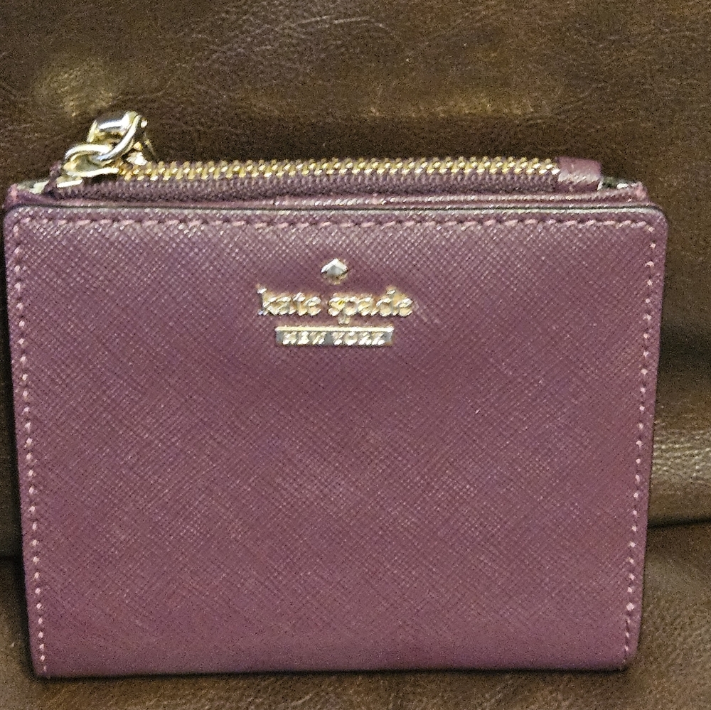Kate Spade compact wallet NWOT